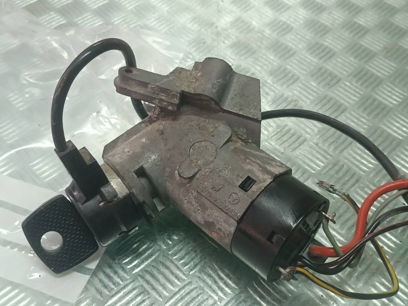 Recambio de conmutador de arranque para mercedes-benz sprinter 02.00  caja cerrada referencia OEM IAM A0005458108  