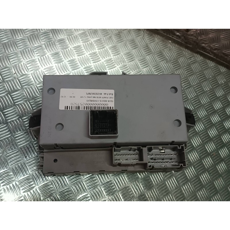 Recambio de caja reles / fusibles para fiat punto berlina (188) 1.2 8v referencia OEM IAM 46795987NPL 406626 DELPHI