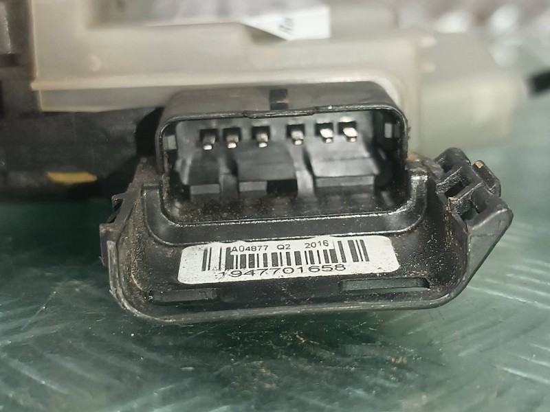 Recambio de cerradura puerta trasera derecha para citroen c-elysée referencia OEM IAM 16943328 A048069 