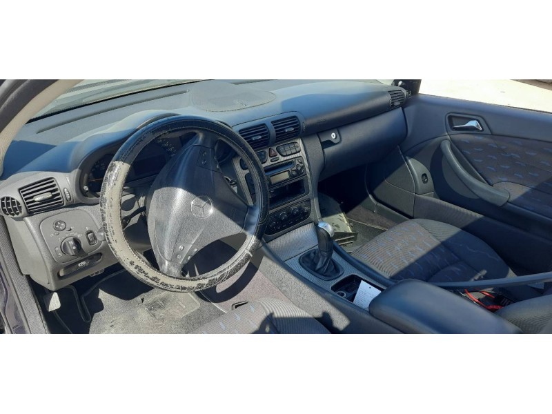mercedes-benz clase c (w203) sportcoupe del año 2003