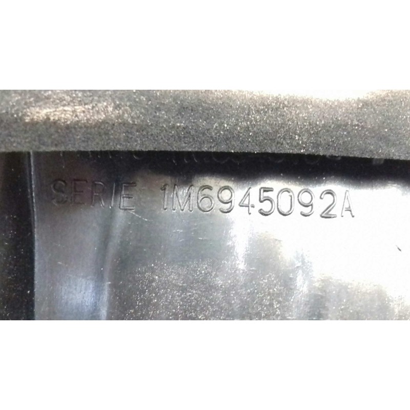 Recambio de piloto trasero derecho interior para seat leon (1m1) stella referencia OEM IAM 1M6945092A  INT - PORTON