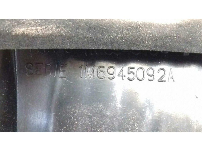 Recambio de piloto trasero derecho interior para seat leon (1m1) stella referencia OEM IAM 1M6945092A  INT - PORTON