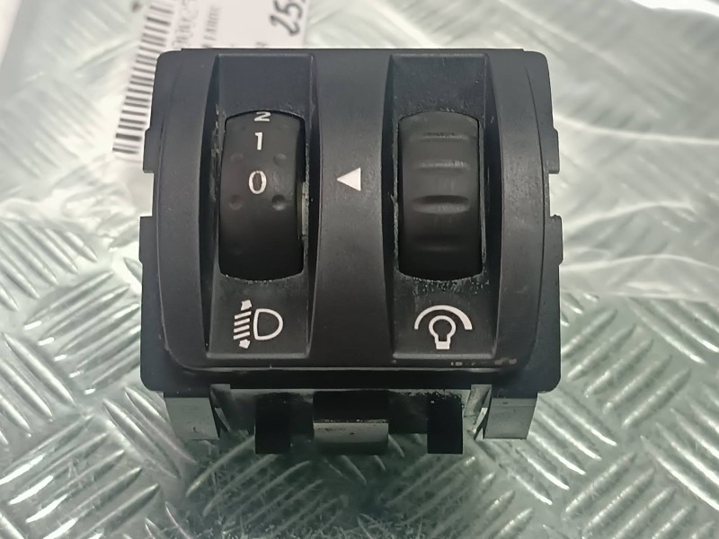 Recambio de mando regulacion faros para renault zoe referencia OEM IAM 251900567R  CONECTOR 5 PINES