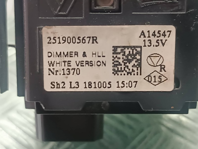 Recambio de mando regulacion faros para renault zoe referencia OEM IAM 251900567R  CONECTOR 5 PINES