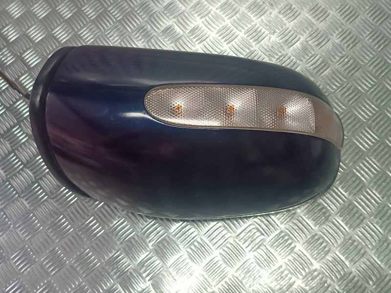 Recambio de retrovisor derecho para mercedes-benz clase c (w203) sportcoupe referencia OEM IAM 413133418  ELECTRICO