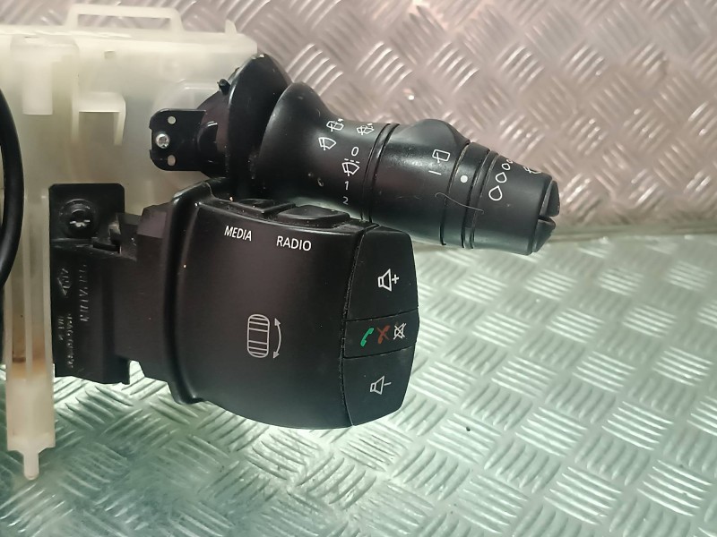 Recambio de mando luces para renault zoe referencia OEM IAM 255678550R 255678550 