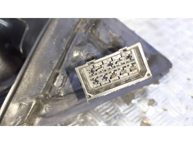 Recambio de retrovisor derecho para audi a3 (8l) referencia OEM IAM E1010564  ELECTRICO