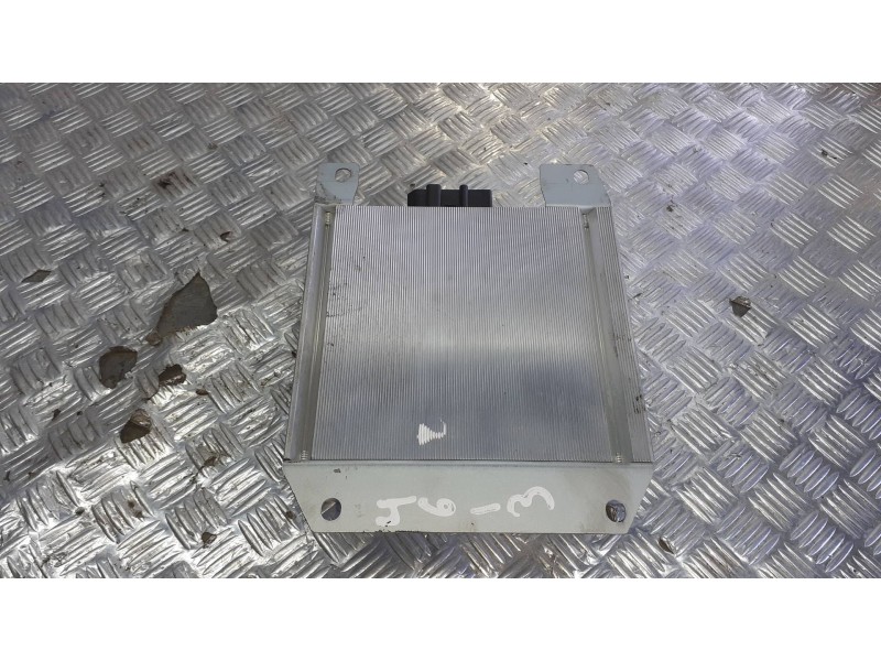 Recambio de amplificador de antena para audi a4 berlina (8e) referencia OEM IAM 8E5035223  