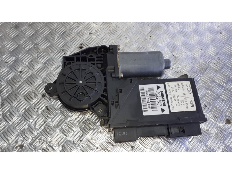 Recambio de motor elevalunas delantero derecho para audi a4 berlina (8e) referencia OEM IAM 8E1959802B  0130821764