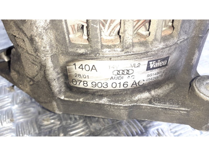 Recambio de alternador para audi a4 berlina (8e) referencia OEM IAM 078903016AC  140A