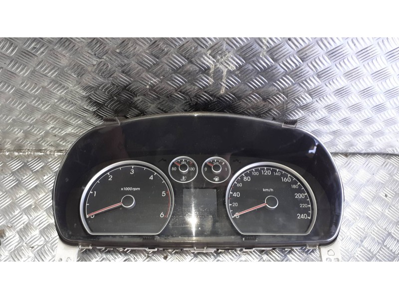 Recambio de cuadro instrumentos para hyundai i30cw referencia OEM IAM 940332R620  