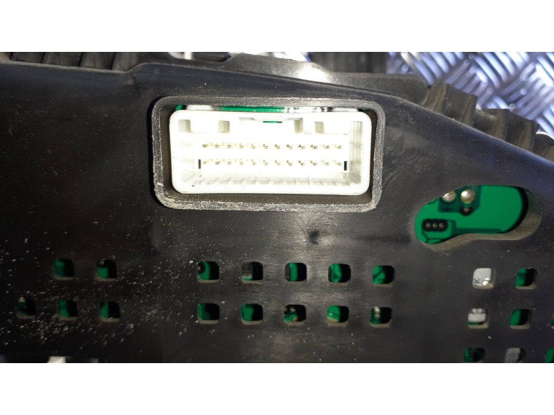 Recambio de cuadro instrumentos para hyundai i30cw referencia OEM IAM 940332R620  