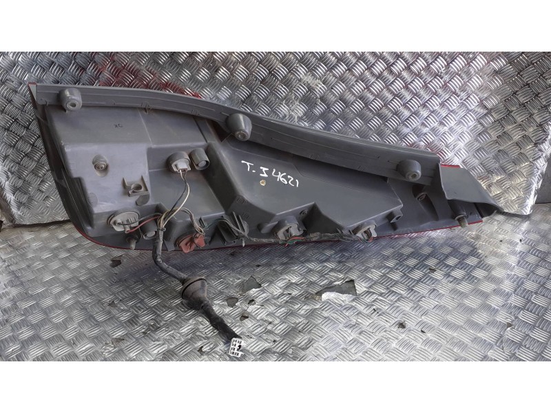 Recambio de piloto trasero izquierdo para hyundai i30cw referencia OEM IAM 924012R1  