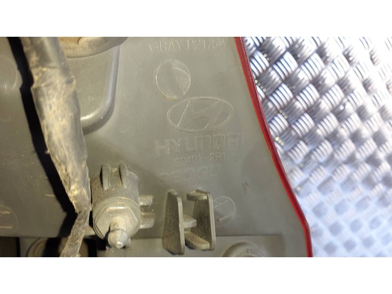 Recambio de piloto trasero izquierdo para hyundai i30cw referencia OEM IAM 924012R1  