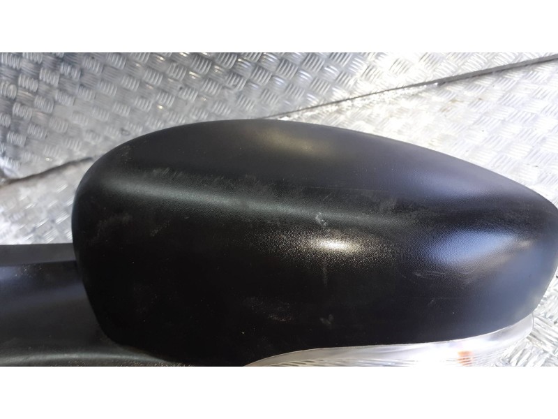 Recambio de retrovisor izquierdo para renault zoe referencia OEM IAM   ELECTRICO