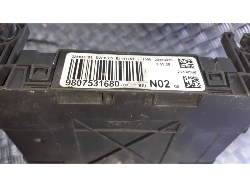 Recambio de caja reles / fusibles para citroen c-elysée referencia OEM IAM 9807531680  BSI N02