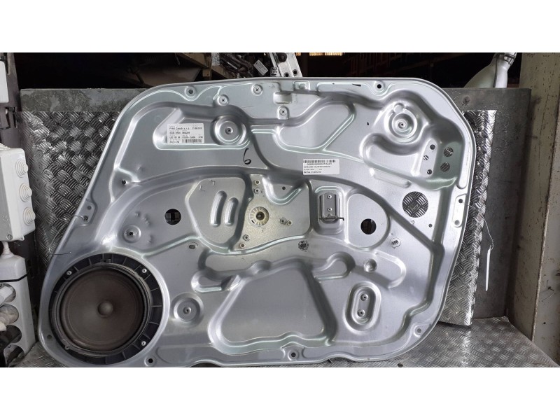 Recambio de elevalunas delantero derecho para hyundai i30cw referencia OEM IAM 813202L030  ELECTRICO