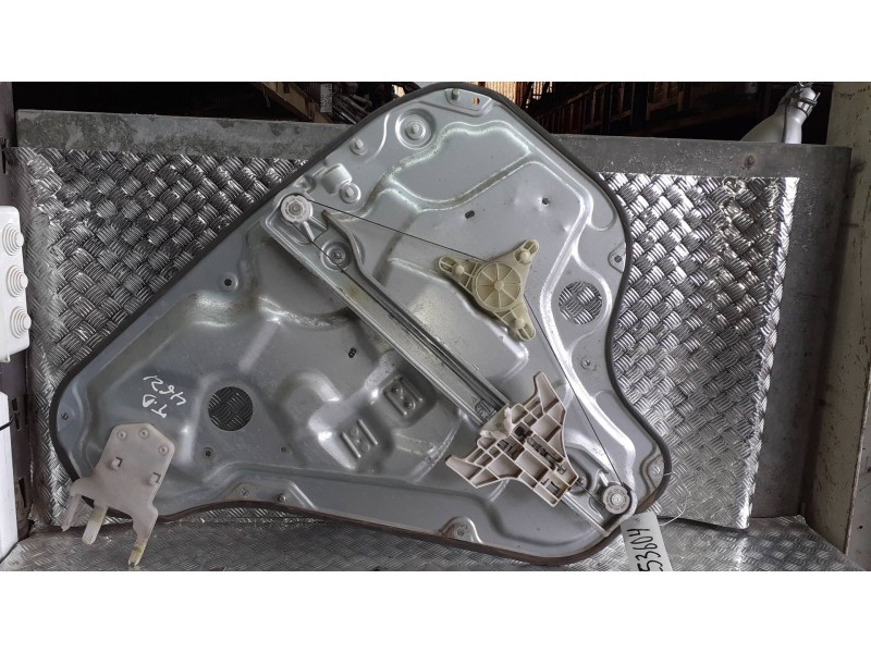 Recambio de elevalunas trasero derecho para hyundai i30cw referencia OEM IAM 814202L200  ELECTRICO