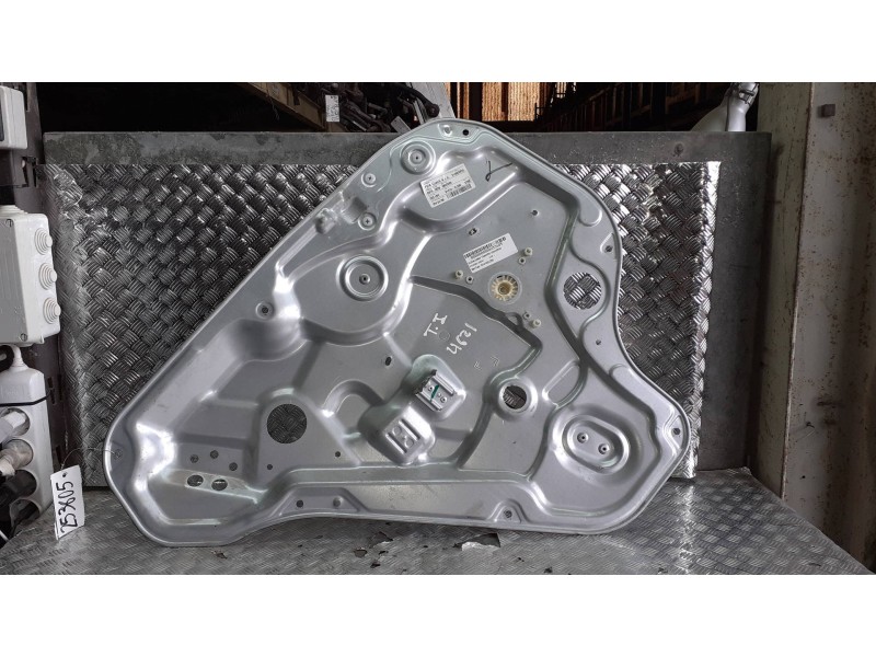 Recambio de elevalunas trasero izquierdo para hyundai i30cw referencia OEM IAM 814102L200  ELECTRICO