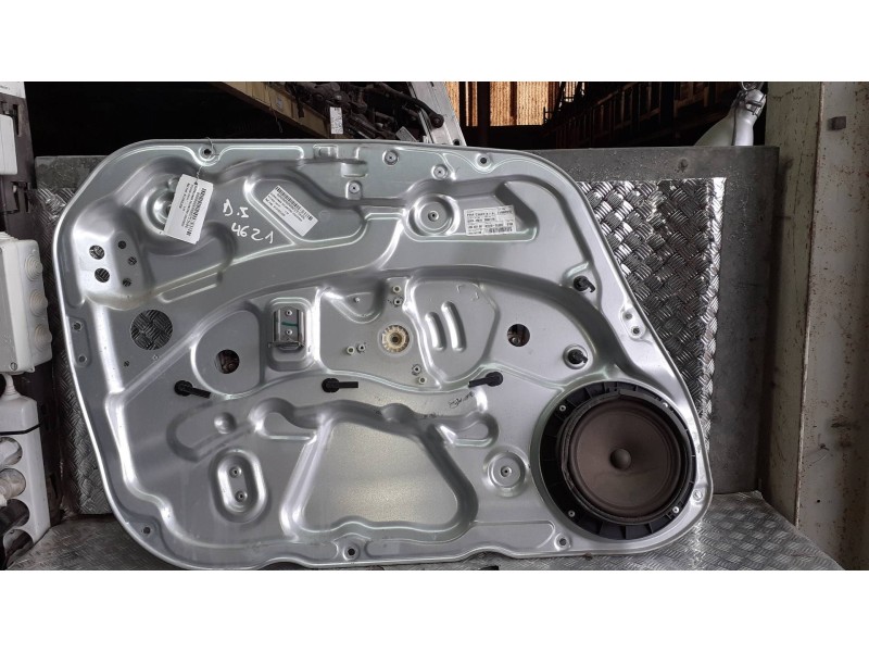 Recambio de elevalunas delantero izquierdo para hyundai i30cw referencia OEM IAM 813102L020  ELECTRICO