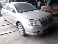 toyota avensis berlina (t25) del año 2005