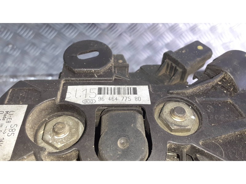 Recambio de alternador para citroen xsara picasso referencia OEM IAM 9646477580 0124525034 150A