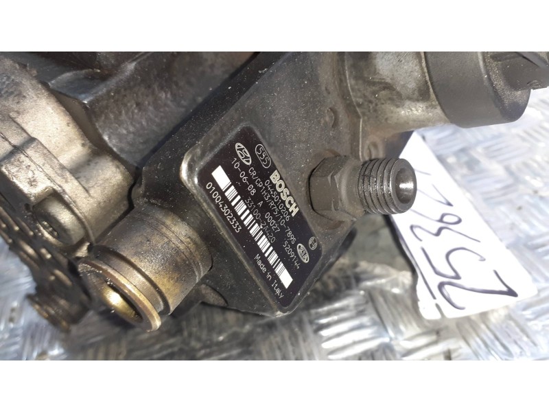 Recambio de bomba inyeccion para hyundai i30cw referencia OEM IAM 0445010206 5209144 01004302333