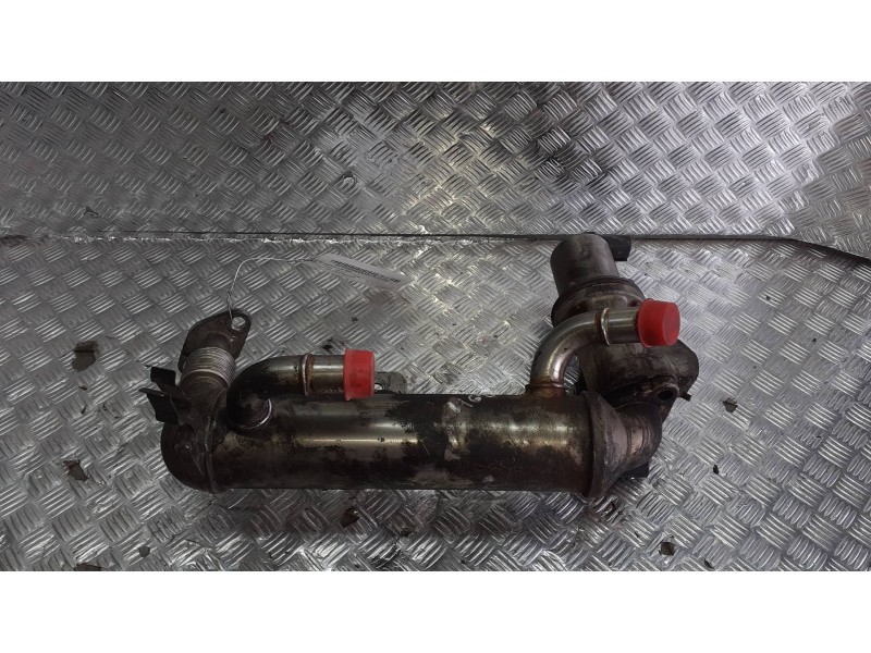 Recambio de enfriador egr para hyundai i30cw referencia OEM IAM 284162A720 284102A350 2 PINES
