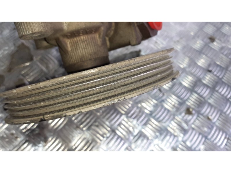 Recambio de bomba direccion para chrysler voyager (rg) referencia OEM IAM 4743974AB  