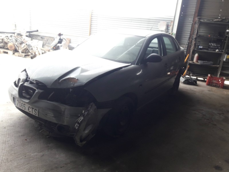 seat cordoba berlina (6l2) del año 2004