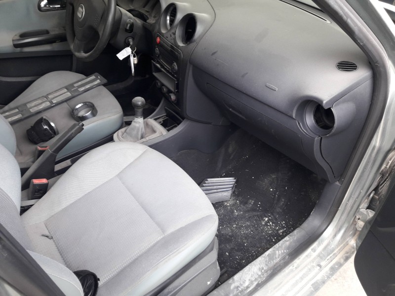 seat cordoba berlina (6l2) del año 2004