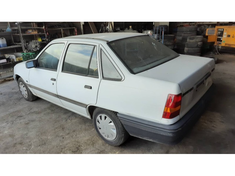 opel kadett e del año 1989