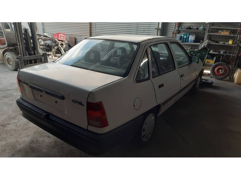 opel kadett e del año 1989