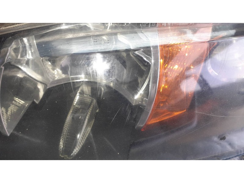 Recambio de faro izquierdo para fiat punto berlina (188) referencia OEM IAM 89100452 89100449 7 PINES