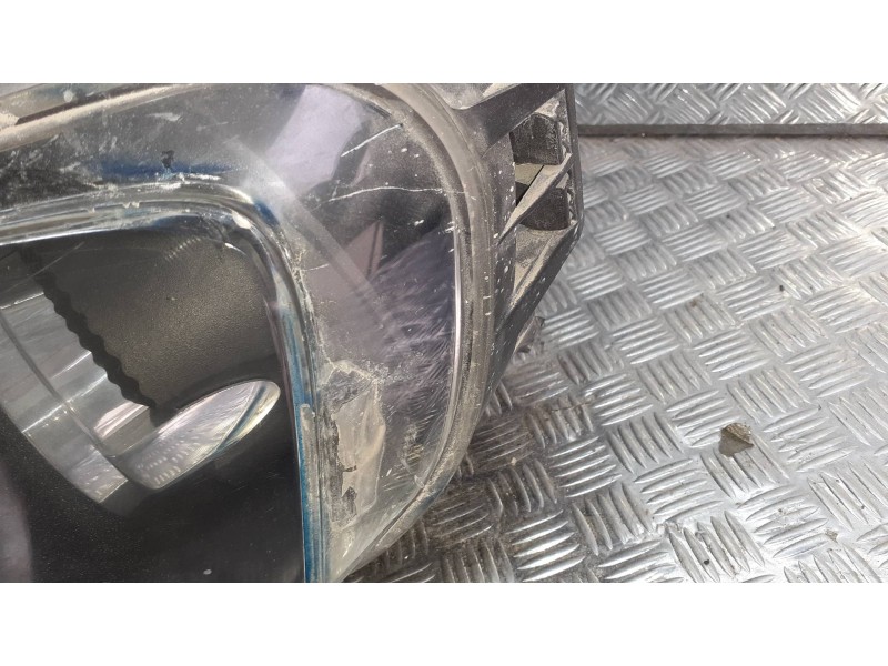 Recambio de faro izquierdo para fiat punto berlina (188) referencia OEM IAM 89100452 89100449 7 PINES