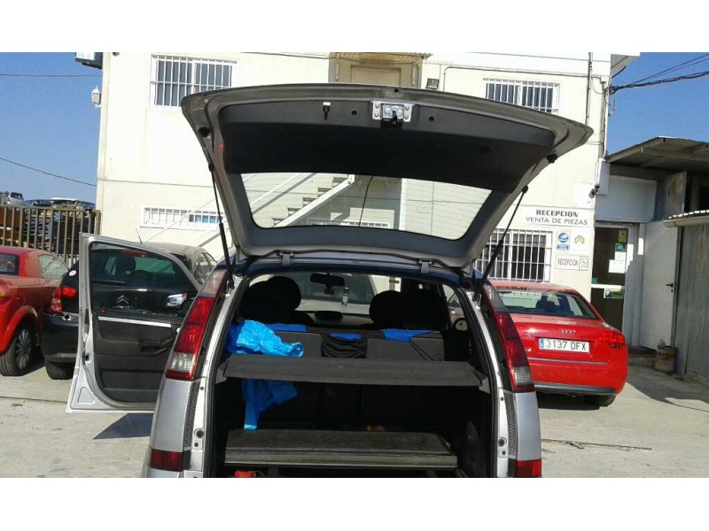 opel meriva del año 2004