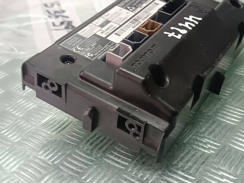 Recambio de pantalla multifuncion para renault zoe referencia OEM IAM 0355149666  ANATEL