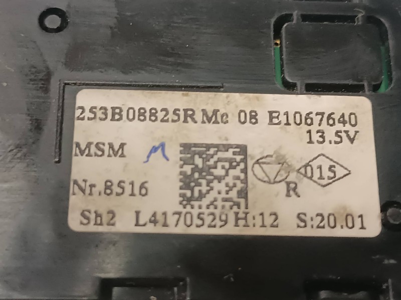 Recambio de mando multifuncion para renault zoe referencia OEM IAM 253B08825R  MANDO RADIO