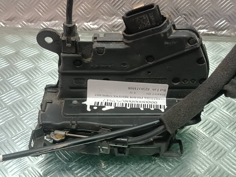 Recambio de cerradura puerta trasera izquierda para renault zoe referencia OEM IAM 825037100R 40717235 CONECTOR 4 PINES