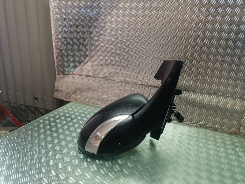 Recambio de retrovisor derecho para renault zoe referencia OEM IAM   ELECTRICO