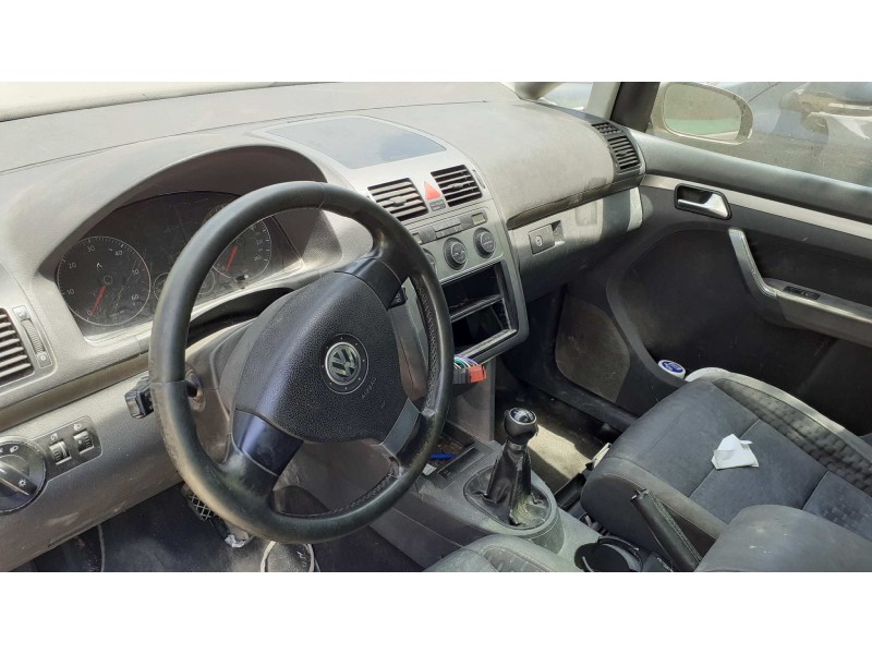 volkswagen touran (1t1) del año 2006