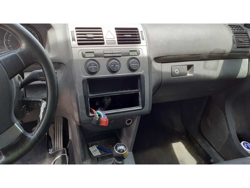 volkswagen touran (1t1) del año 2006