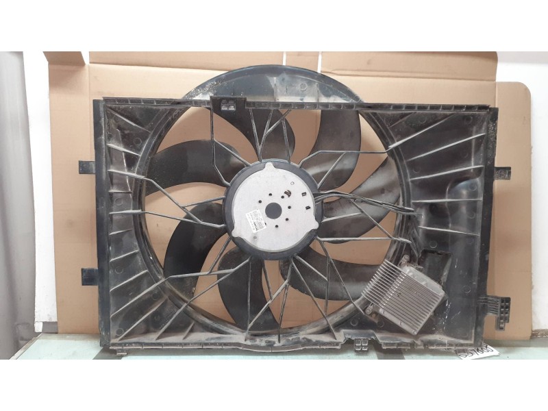 Recambio de electroventilador para mercedes-benz clase a (w168) 160 (168.033) referencia OEM IAM A2035000293KZ 909003506 BROSE
