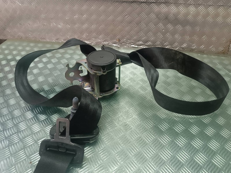 Recambio de cinturon seguridad trasero central para renault zoe referencia OEM IAM 888500907R 0611285 