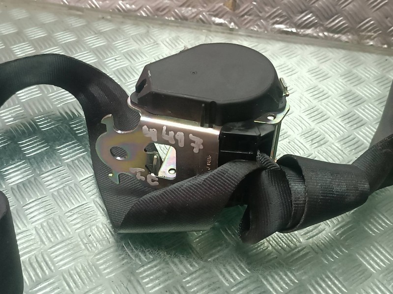 Recambio de cinturon seguridad trasero central para renault zoe referencia OEM IAM 888500907R 0611285 