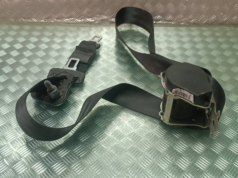 Recambio de cinturon seguridad trasero central para renault zoe referencia OEM IAM 888500907R 0611285 