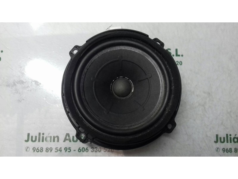 Recambio de sistema audio / radio cd para kia niro business referencia OEM IAM 96330G5000  ALTAVOZ