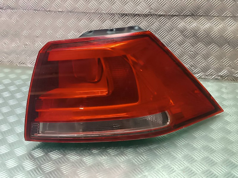 Recambio de piloto trasero derecho para volkswagen golf vii lim. referencia OEM IAM 5G0945096M  