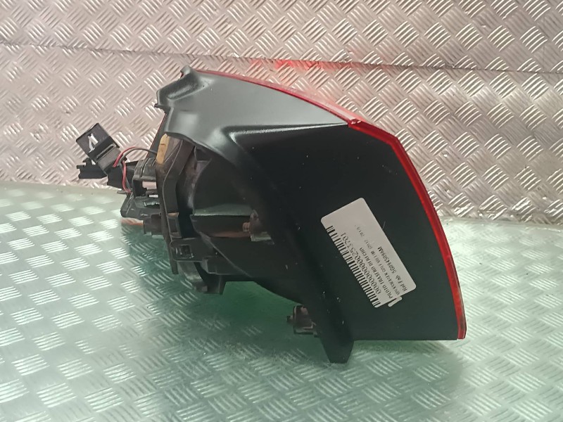 Recambio de piloto trasero derecho para volkswagen golf vii lim. referencia OEM IAM 5G0945096M  