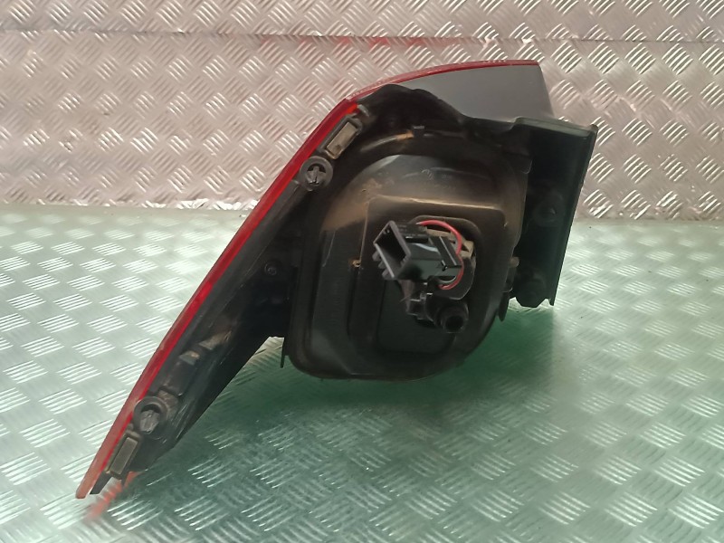 Recambio de piloto trasero derecho para volkswagen golf vii lim. referencia OEM IAM 5G0945096M  